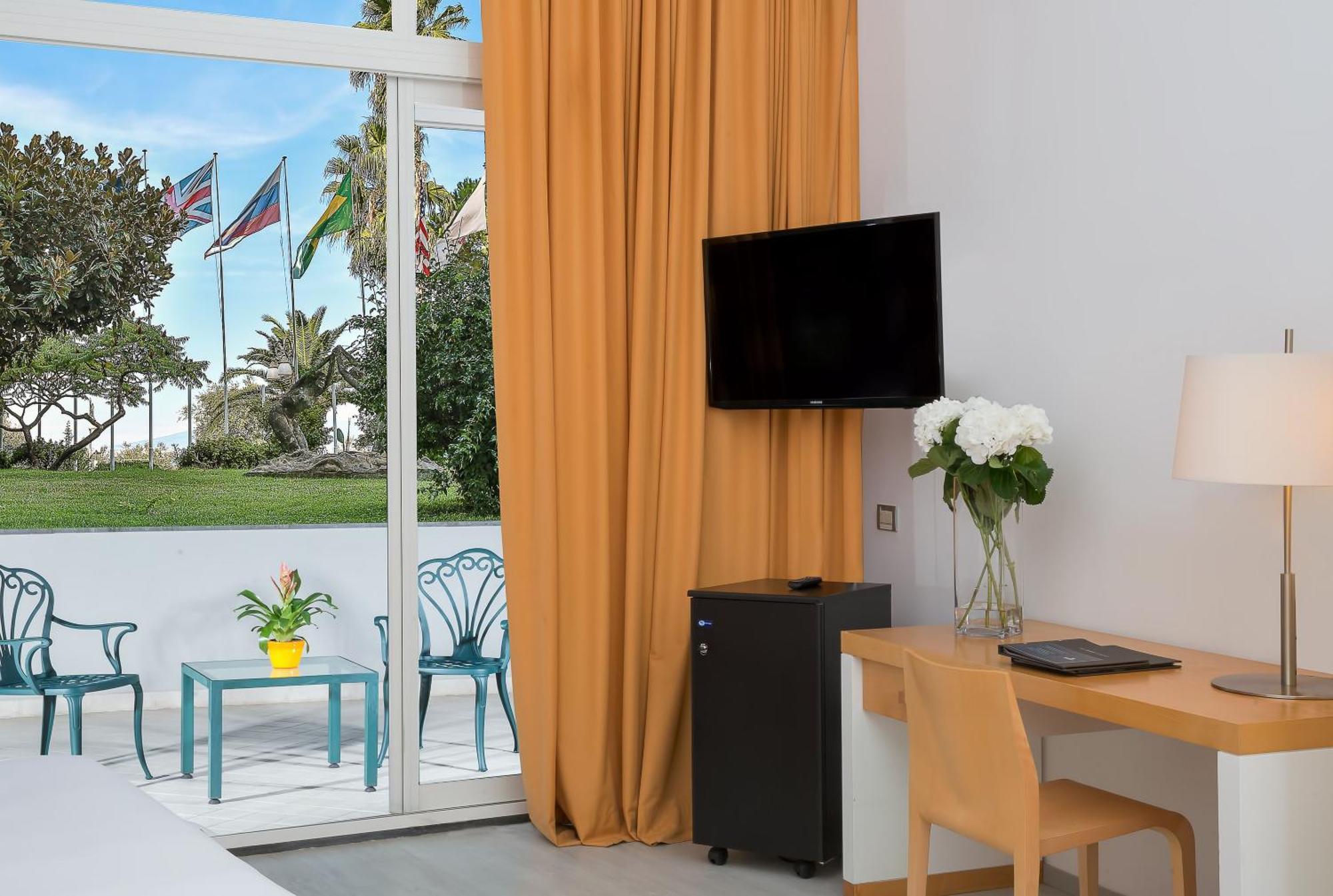 Hilton Sorrento Palace Екстер'єр фото