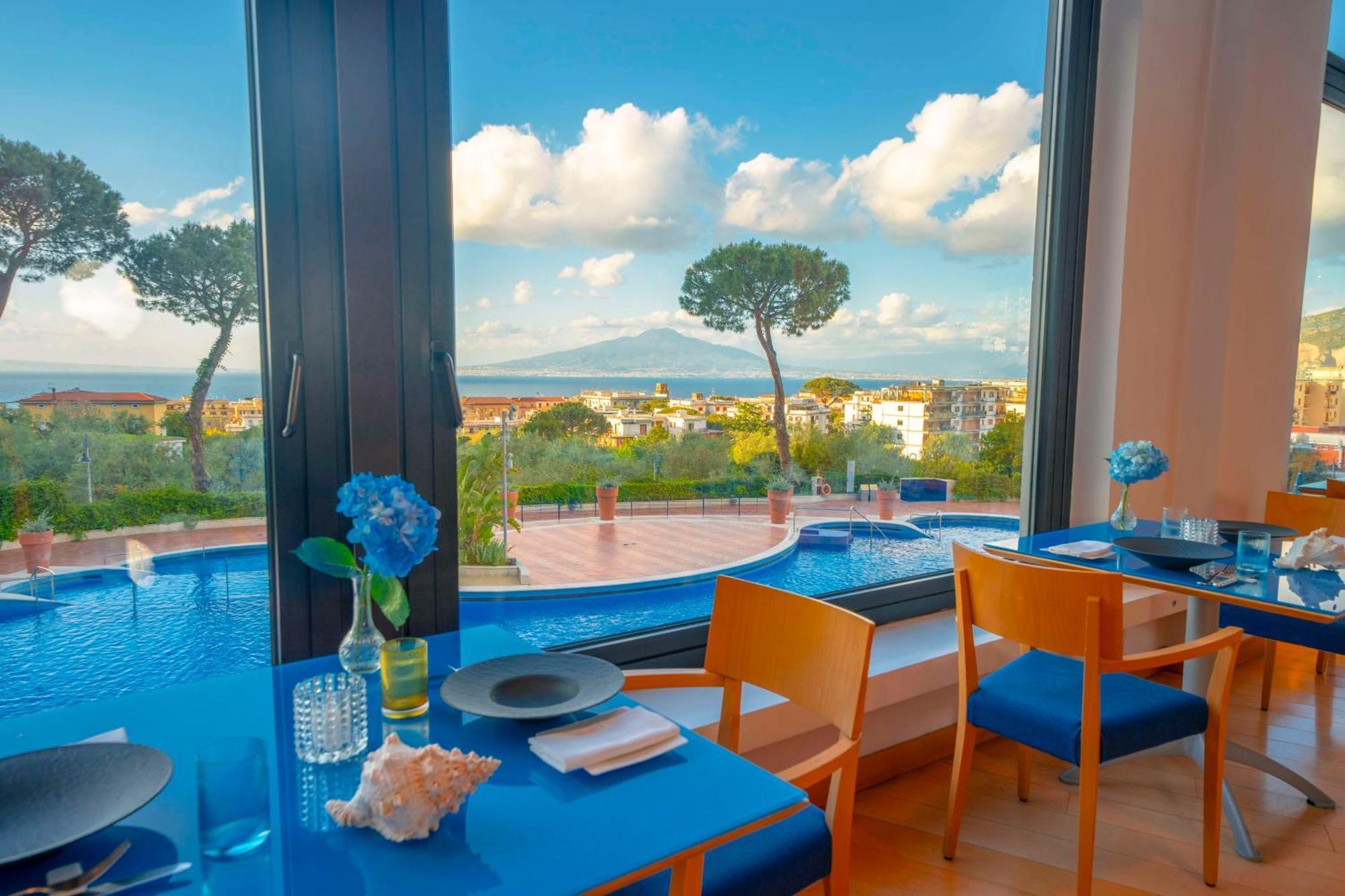 Hilton Sorrento Palace Екстер'єр фото